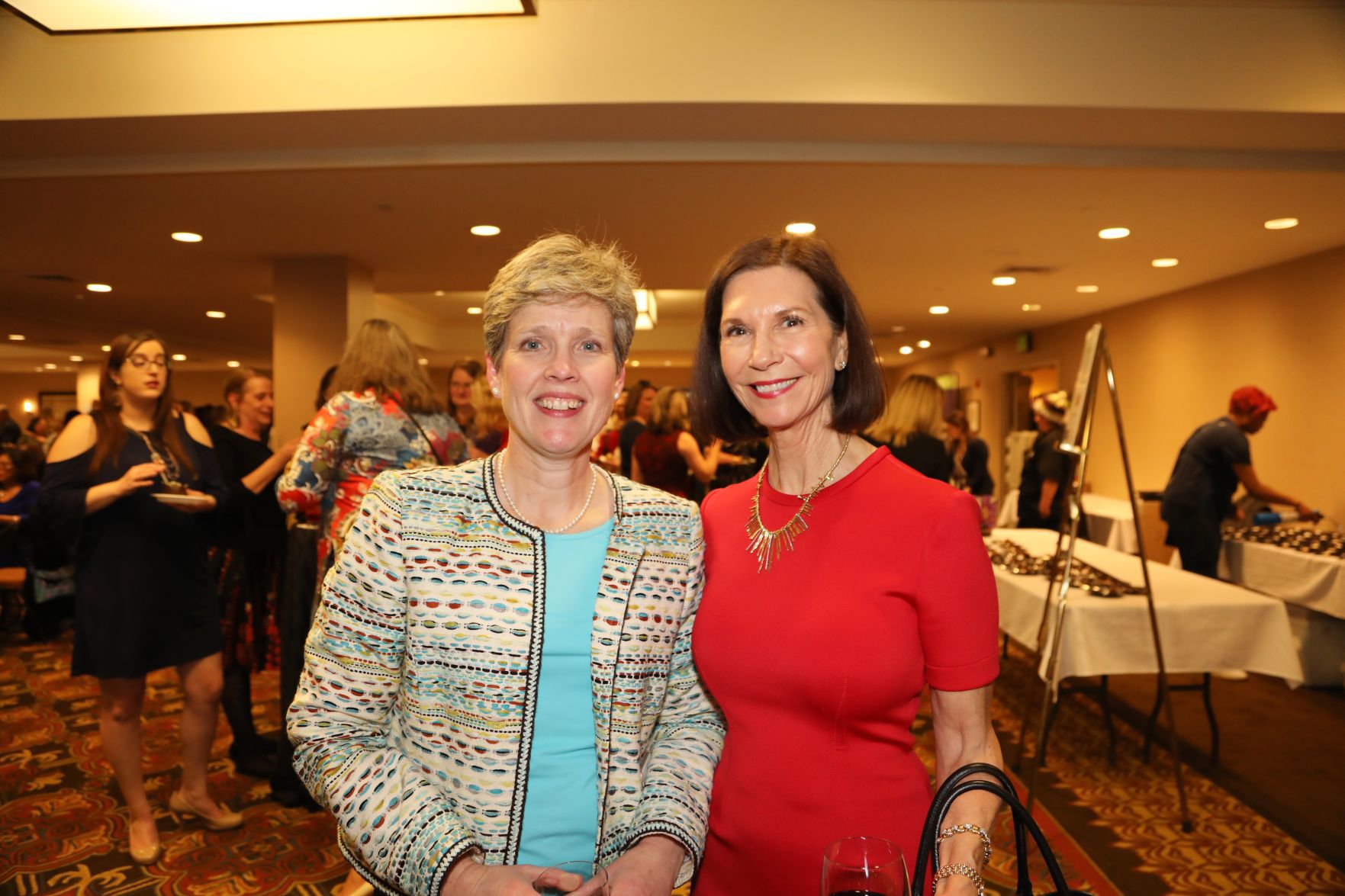 Dr. Nancy Holekamp, Barbara Archer